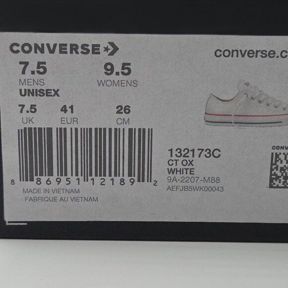 Converse White Leather Chuck Taylor All Star – NWOT W 9.5 M 7.5 Unisex - Picture 4 of 9